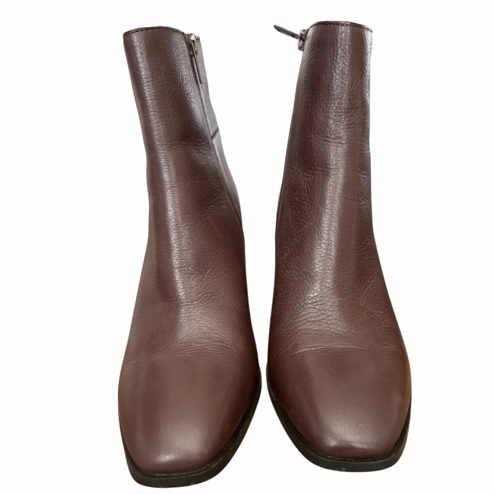 Vionic Brown Leather‎ Ankle Boots